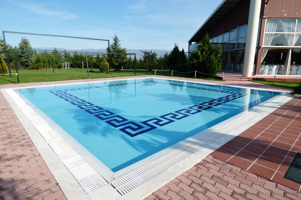 Ioannou Resort Ptolemaida Bagian luar foto