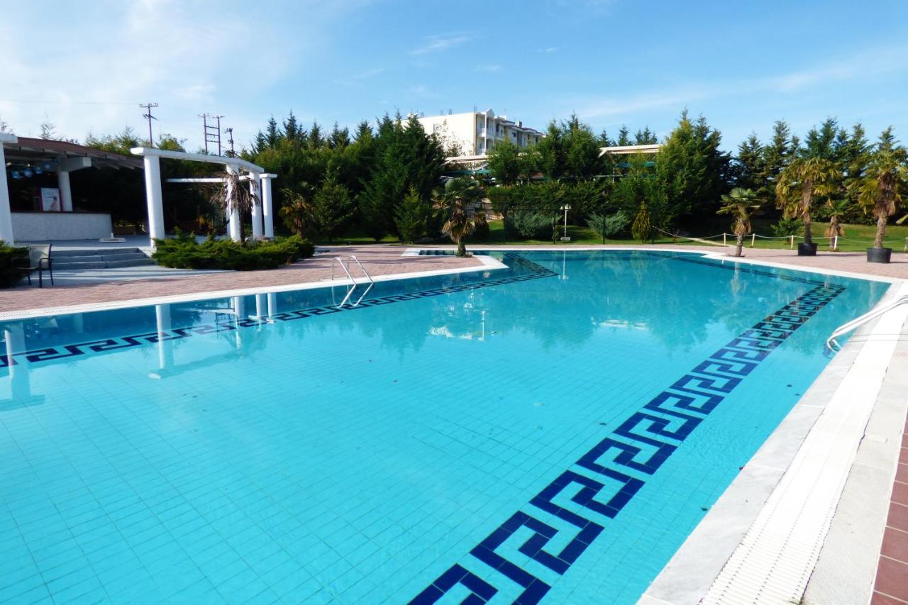 Ioannou Resort Ptolemaida Bagian luar foto
